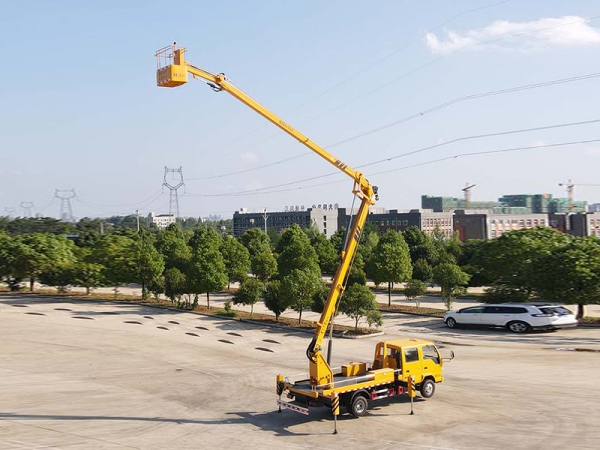 Isuzu 26m Aerial Worker