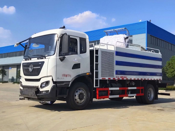 Dongfeng Tianjin Tunnel Cleaning Vehicle