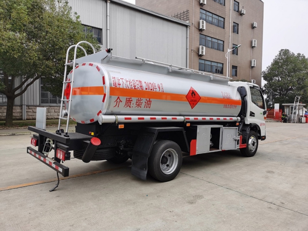 JAC Junling 8-ton Tanker Truck