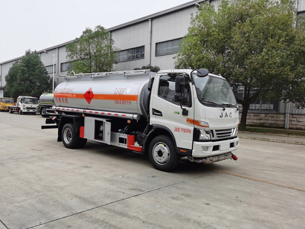 JAC Junling 8-ton Tanker Truck